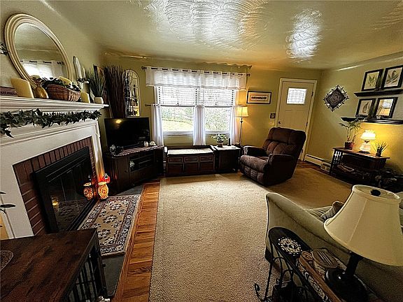5th image of 4485 Greengrove Dr