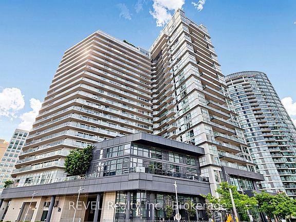 3rd image of 352 Front St W #306