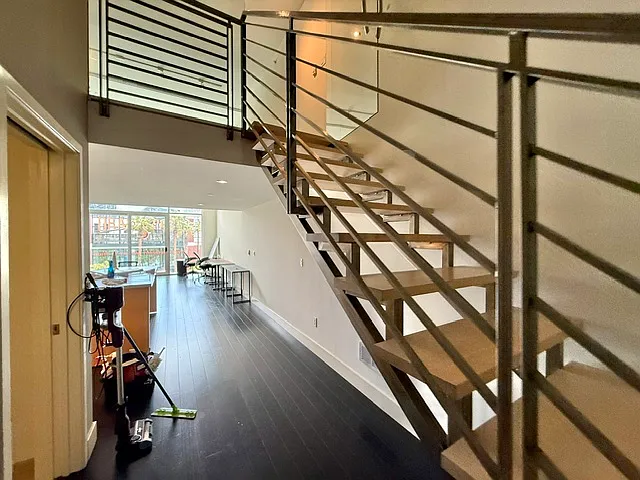 1 bed, 909 sqft, $5,800 — Photo 4