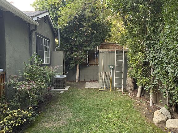 5th image of 22 S Lima St