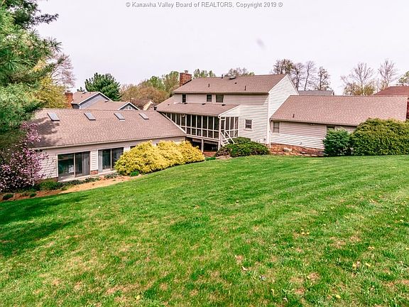 2nd image of 1214 Greenmont Cir