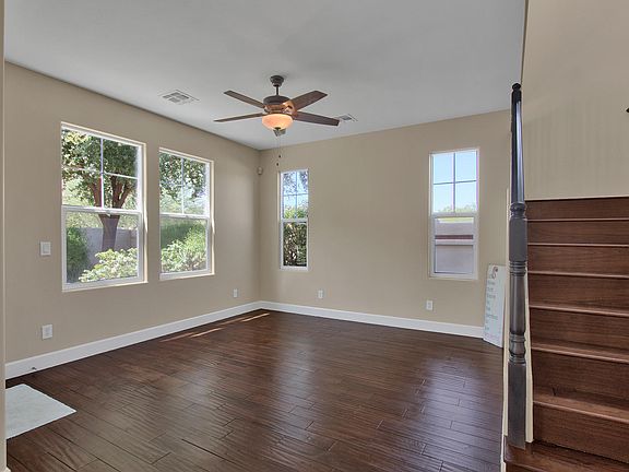 3rd image of 3510 E LAKEWOOD Parkway W #106