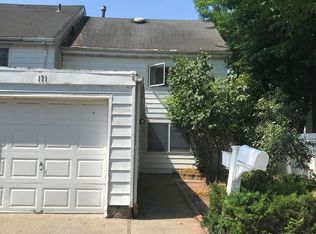 171 Carlyle Grn, Staten Island, NY 10312
