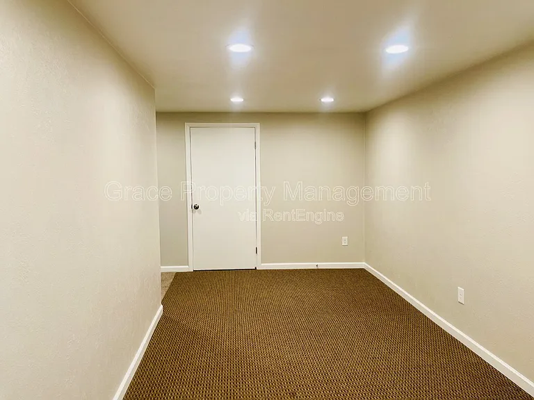 3583 Wright St — Photo 18