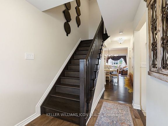 3rd image of 428 White Arctic Ave