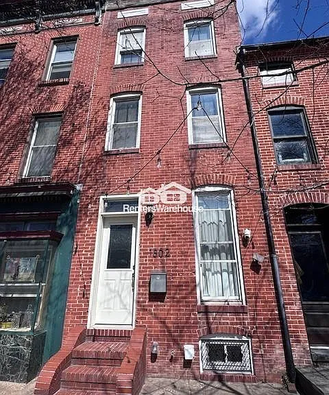 1802 Gough St — Photo 2