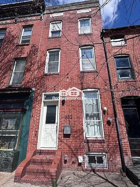 Building Photo - 1802 Gough St