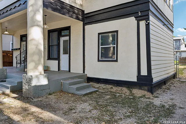 1 bed, 1.0 bath, 871 sqft, $1,095 — Photo 2