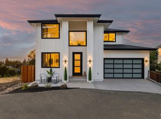 2039 Gardenview Pl, Santa Rosa, CA 95403