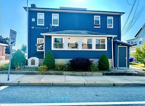 681 Providence St Photo 1