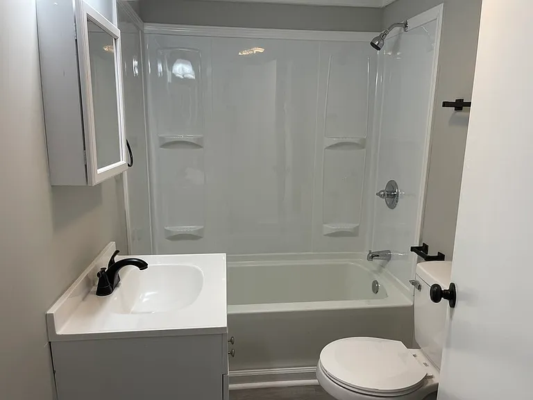 202 E Columbia Ave #1 — Photo 6
