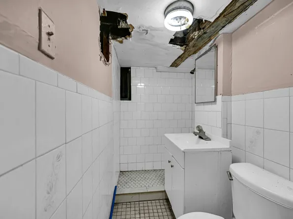 509 Monastery Place image 15 of 50