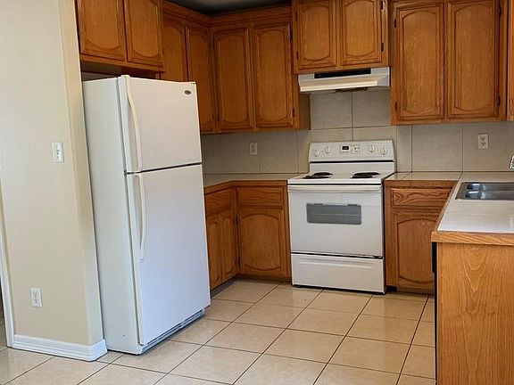 3rd image of 1829 Tierra Dulce Dr APT A