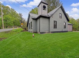 9386 State Rd, Colden, NY 14033