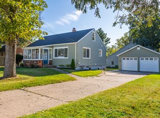 2115 Langley Ave, Saint Joseph, MI 49085
