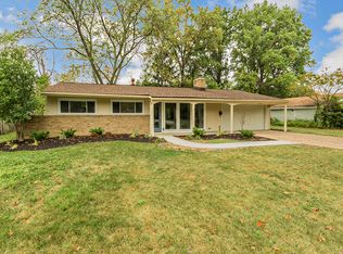2758 Devon Hill Rd, Rocky River, OH 44116