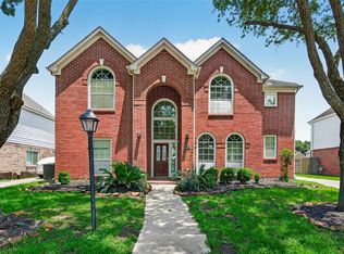12330 Shadow Green Dr, Houston, TX 77082