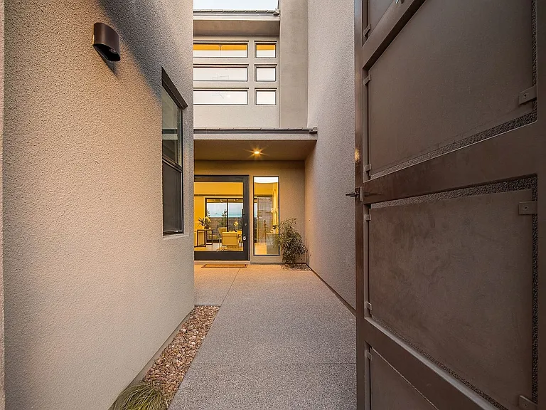 18 Garden Rain Dr — Photo 4
