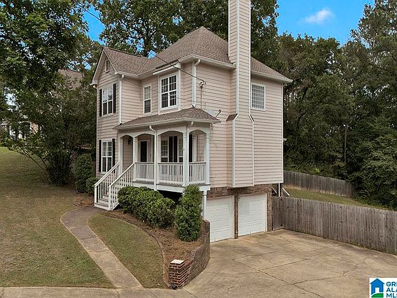 3rd image of 120 Kentwood Dr