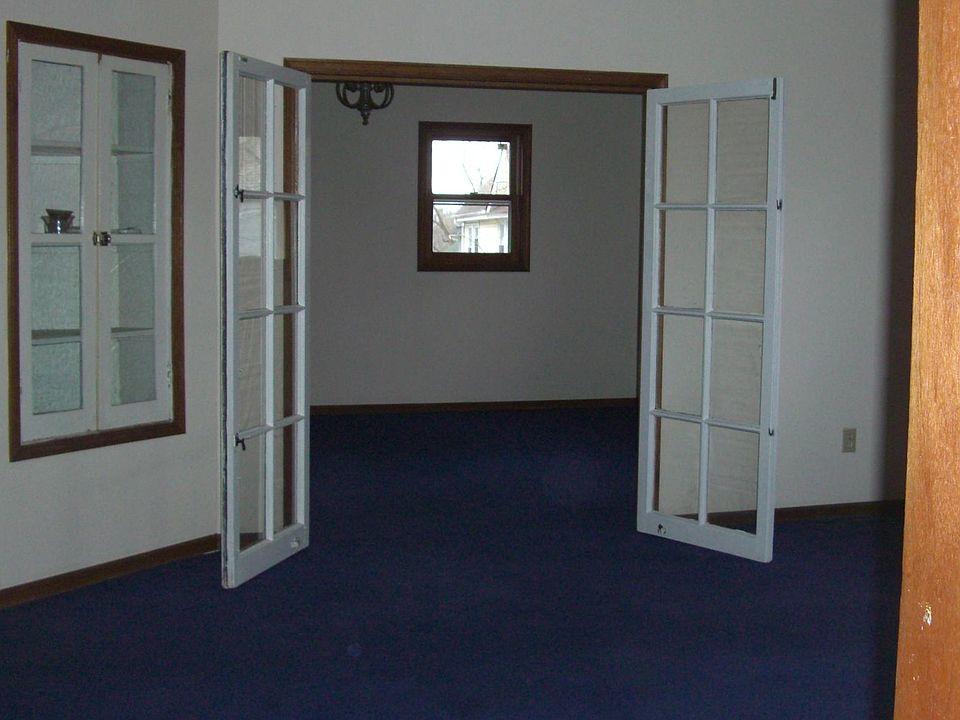 LIVING ROOM TWO LARGE ROOMS LEANING TO A 28 X 8 FOOT DECK