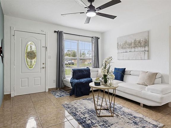 3rd image of 5907 DAHLIA DRIVE