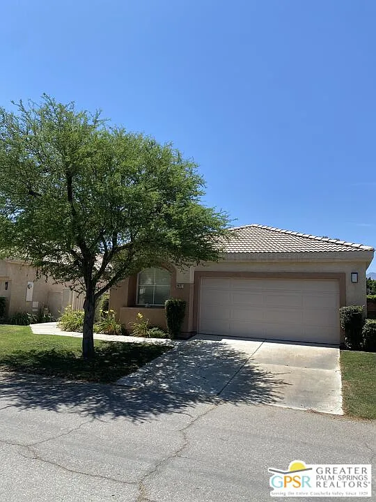 3 bed, 2.5 bath, 1825 sqft, $2,750 — Photo 3
