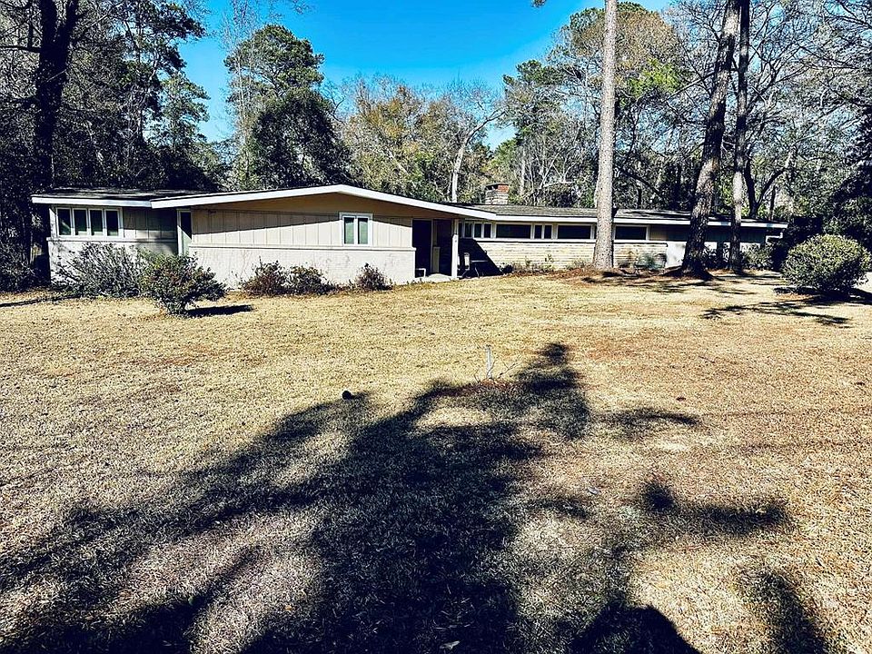 1st image of 1504 Sioux St