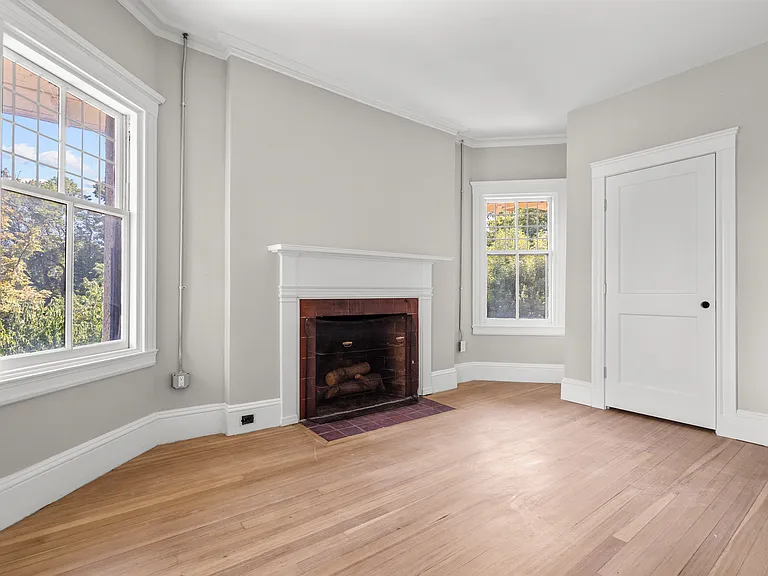 19 Agassiz Street — Photo 18