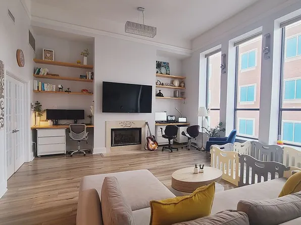 127 N Tryon St Unit 412, Charlotte, NC 28202