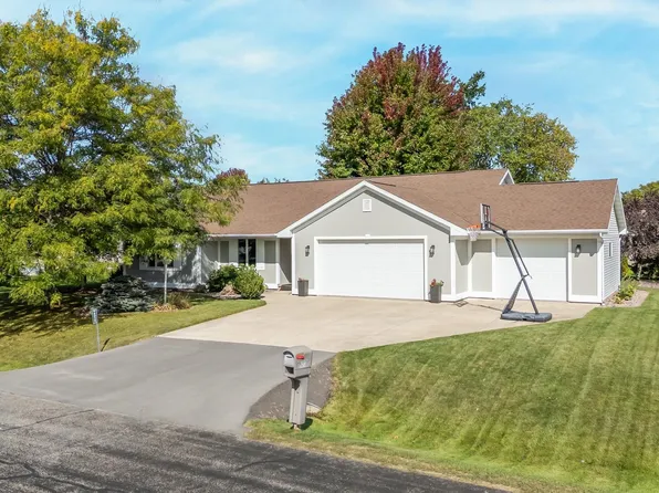 W6050 Paige Way, Appleton, WI 54915
