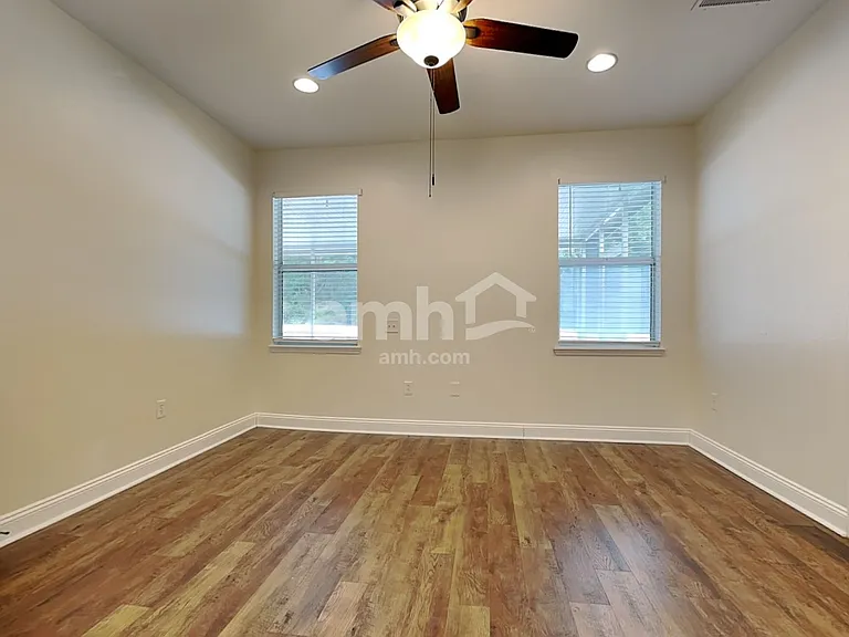 2727 Walden Woods Dr — Photo 12