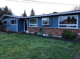 23020 82nd Ave W, Edmonds, WA 98026