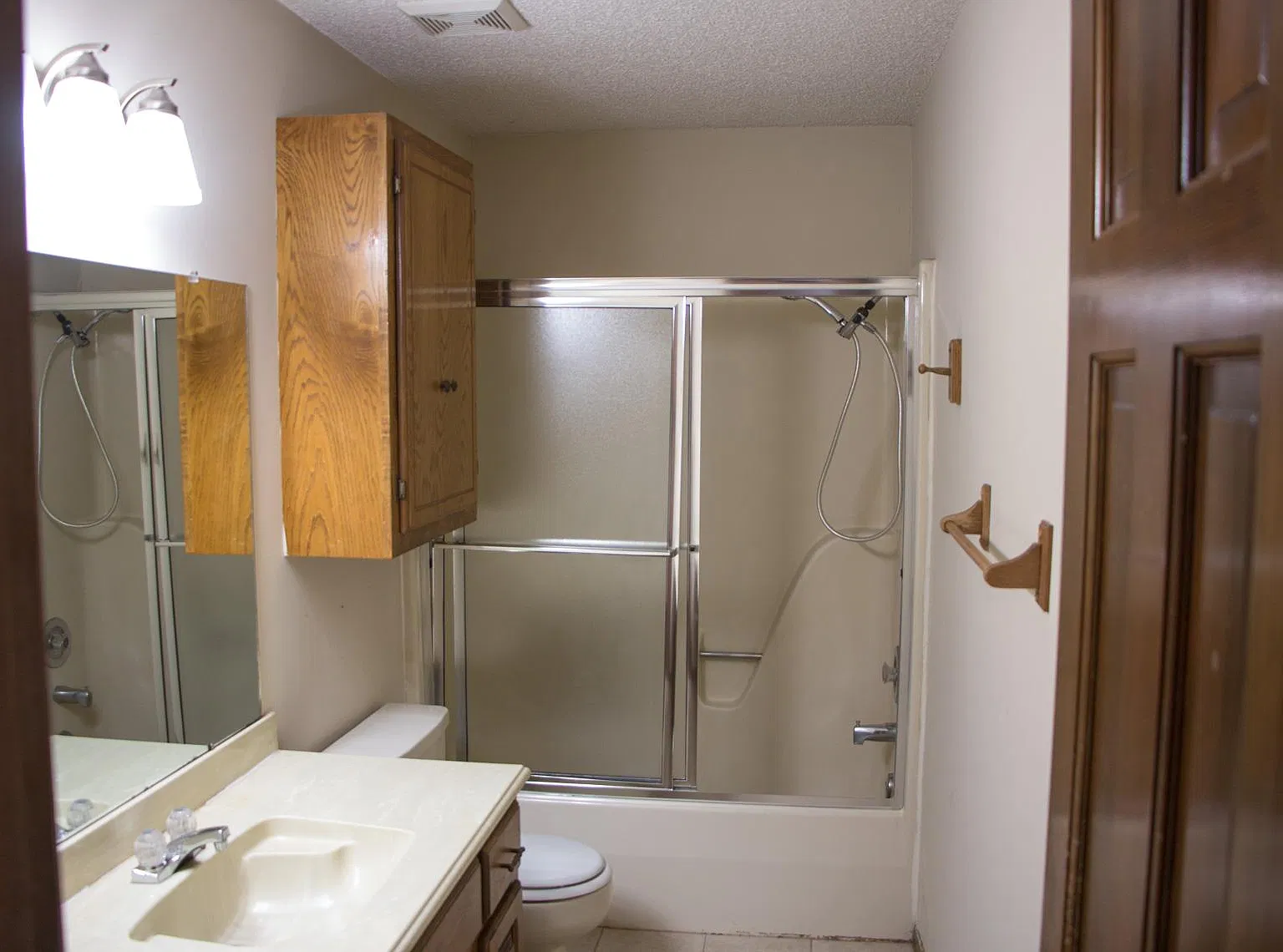 2640 E Country Way — Photo 4