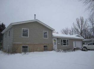 2127 18th St S, Moorhead, MN 56560