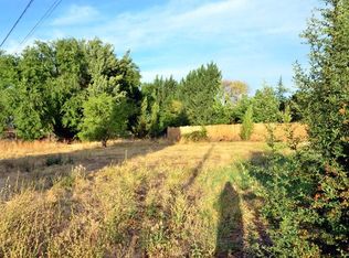 366 Belmont Rd #A, Talent, OR 97540