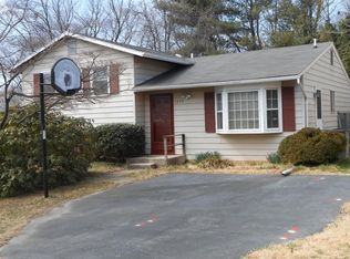 1030 Brice Rd, Rockville, MD 20852