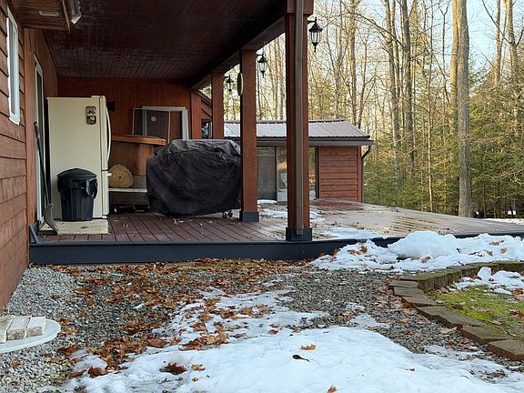2nd image of 98 Woodland Dr
