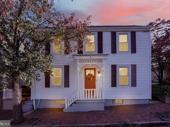 323 Market St, Auburn, PA 17922