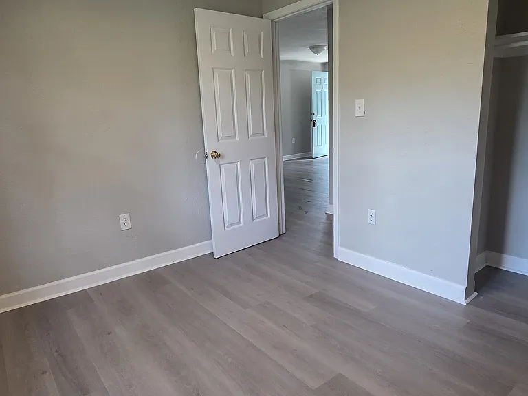 101 S Forest St #1 — Photo 10