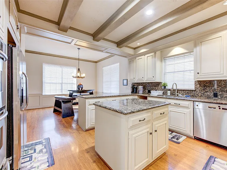 2510 Potomac Dr #5 — Photo 17