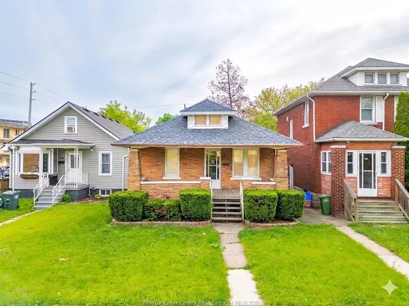 543 Rankin Ave, Windsor, ON N9B 2R6