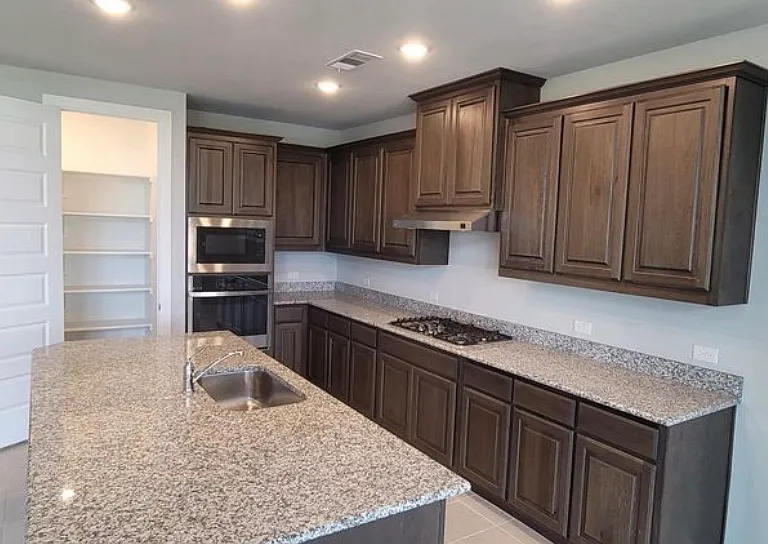 1701 McDougall Crk — Photo 4