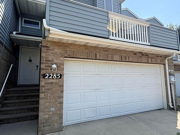 2nd image of 2285 Knightsbridge Ct