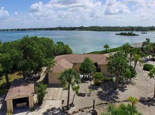 1156 Sea Grape Point Rd, Nokomis, FL 34275