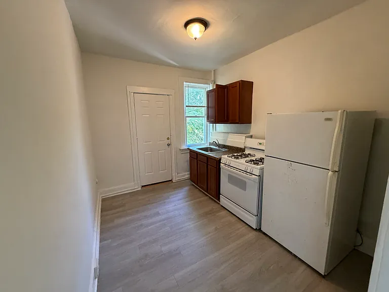 4018 Boarman Ave #2 — Photo 8