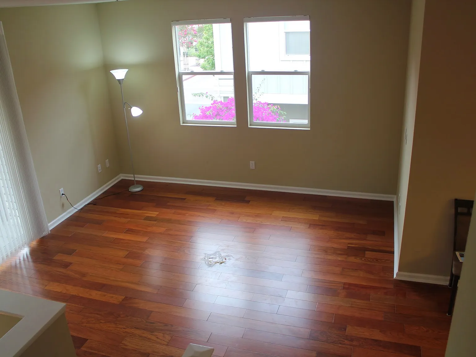 3 bed, 2.5 bath, 1508 sqft, $4,200 — Photo 4