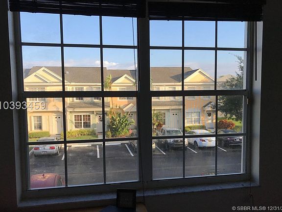 3rd image of 47 Whitehead Cir