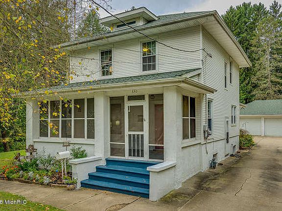 2nd image of 330 N Lincoln Ave