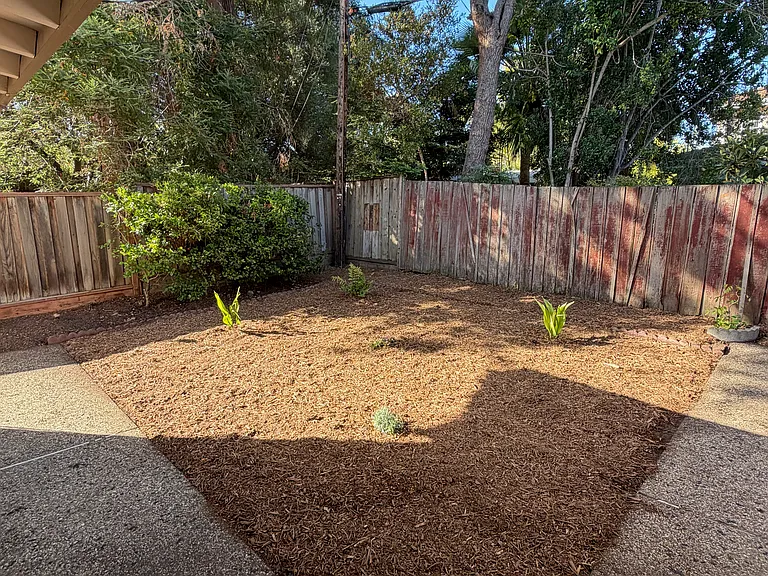 3630 Lupine Ave — Photo 30