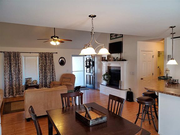 5th image of 4401 Newton Cir